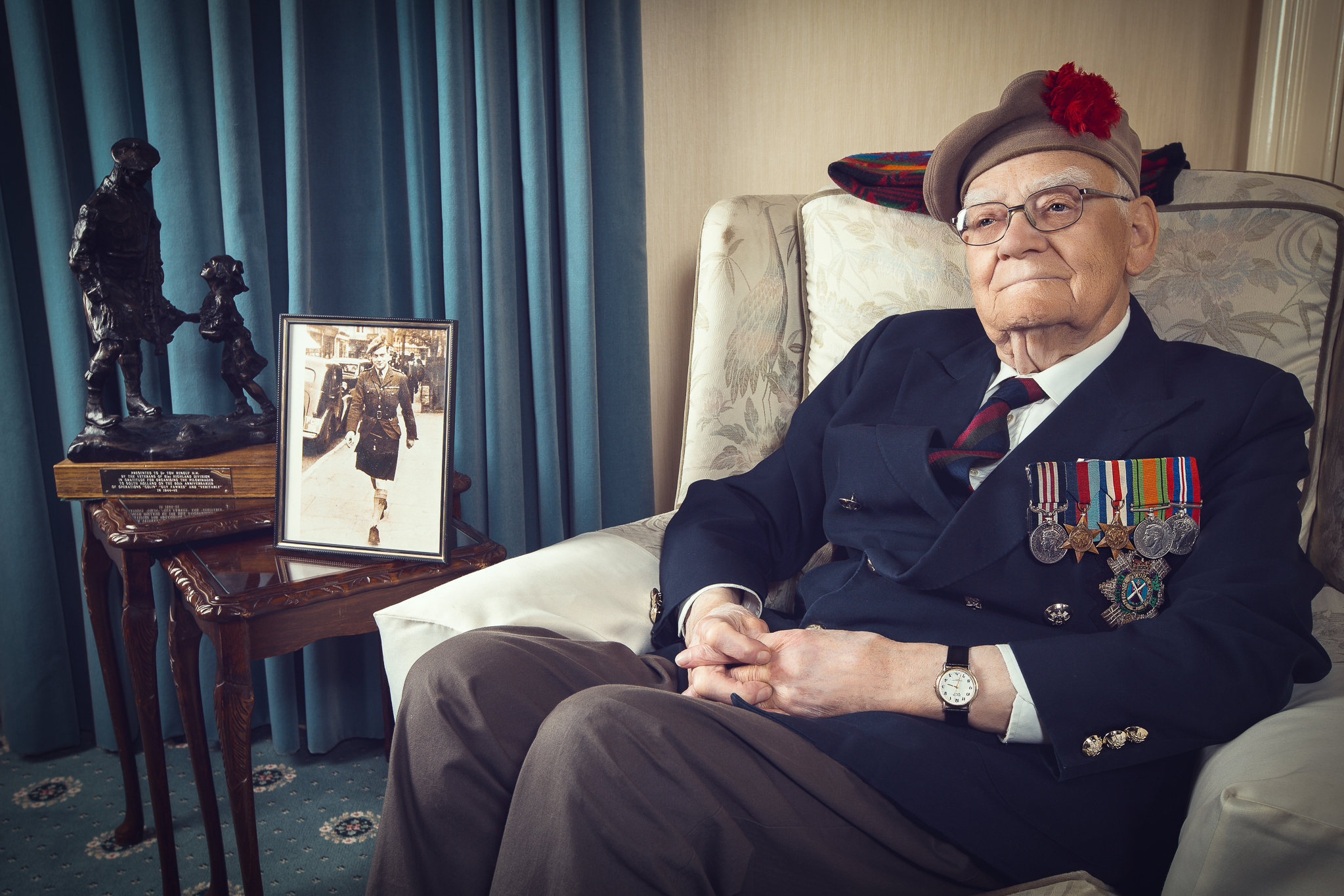 Portrait of Dr Tom Renouf MBE MM, Scottish WW2 veteran, photographed in Musselburgh by Pavel Tamm
